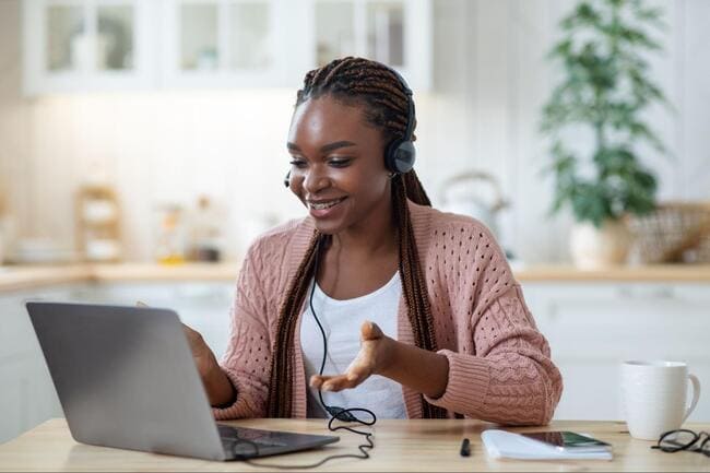 online tutoring as a side hustle for women