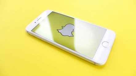 Featured image: What Does the Yellow Heart Mean on Snapchat?